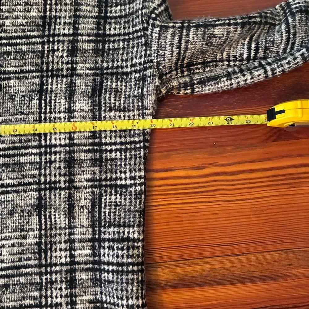 Columbia Black and White Plaid Turtleneck Sweater, Size S - Picture 6 of 10